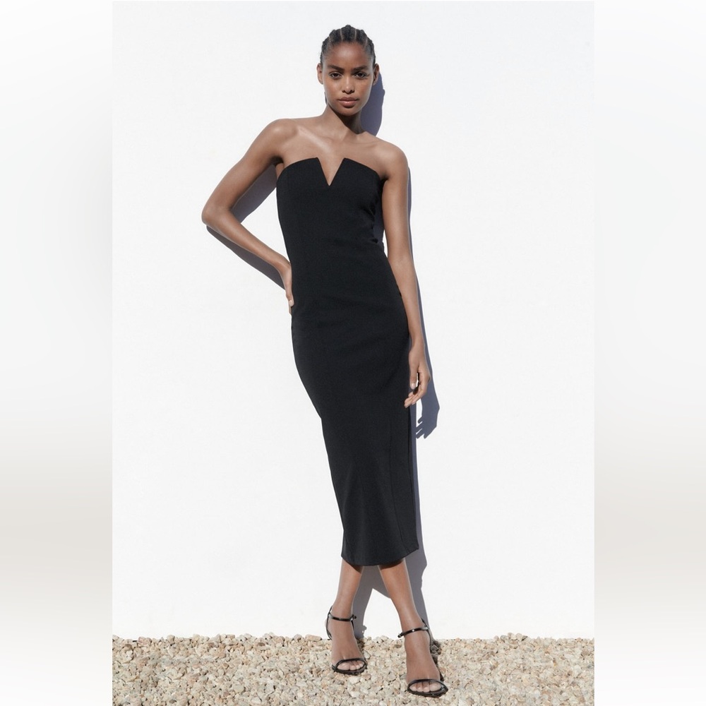 Zara V-NOTCHED MIDI DRESS. Black. Size S. New with Tags.